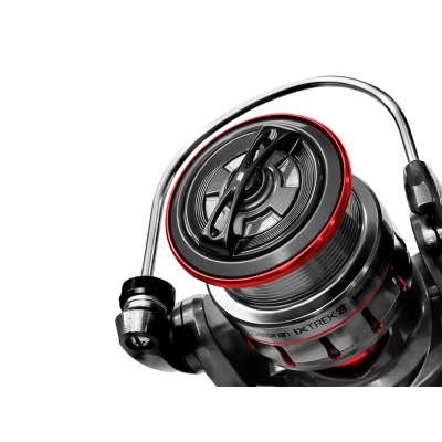 Kołowrotek Delphin IXTREK 5T roz. 5000