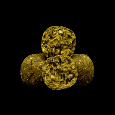 KULE ZANĘTOWE ŚLIWKA MIRABELKA 20&24MM 900G - Putton Flavors